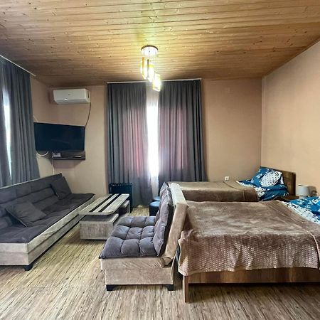 Lela Guest House ميستيا المظهر الخارجي الصورة