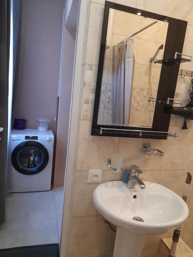 Lela Guest House ميستيا المظهر الخارجي الصورة