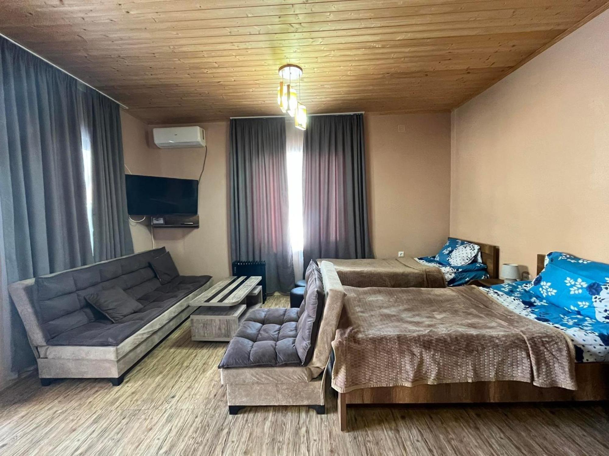 Lela Guest House ميستيا المظهر الخارجي الصورة